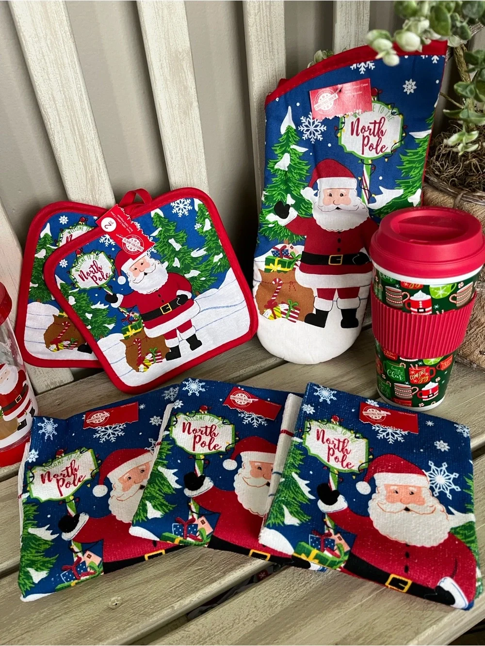 Santa Set ~ 3/kitchen towels 1-mitt & 2-Pot Holder, 1-Coffee Tumble ~ NEW